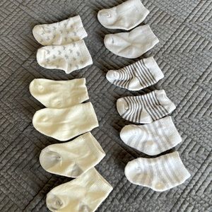 Baby sock bundle 0-3 months